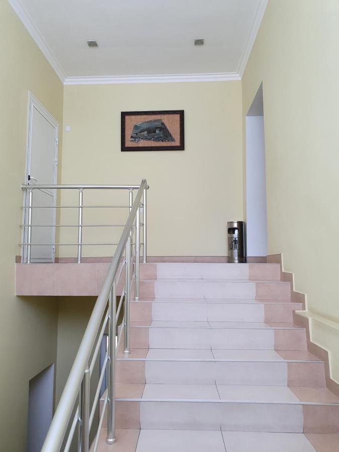 Sheki Avtovagzal Motel Extérieur photo